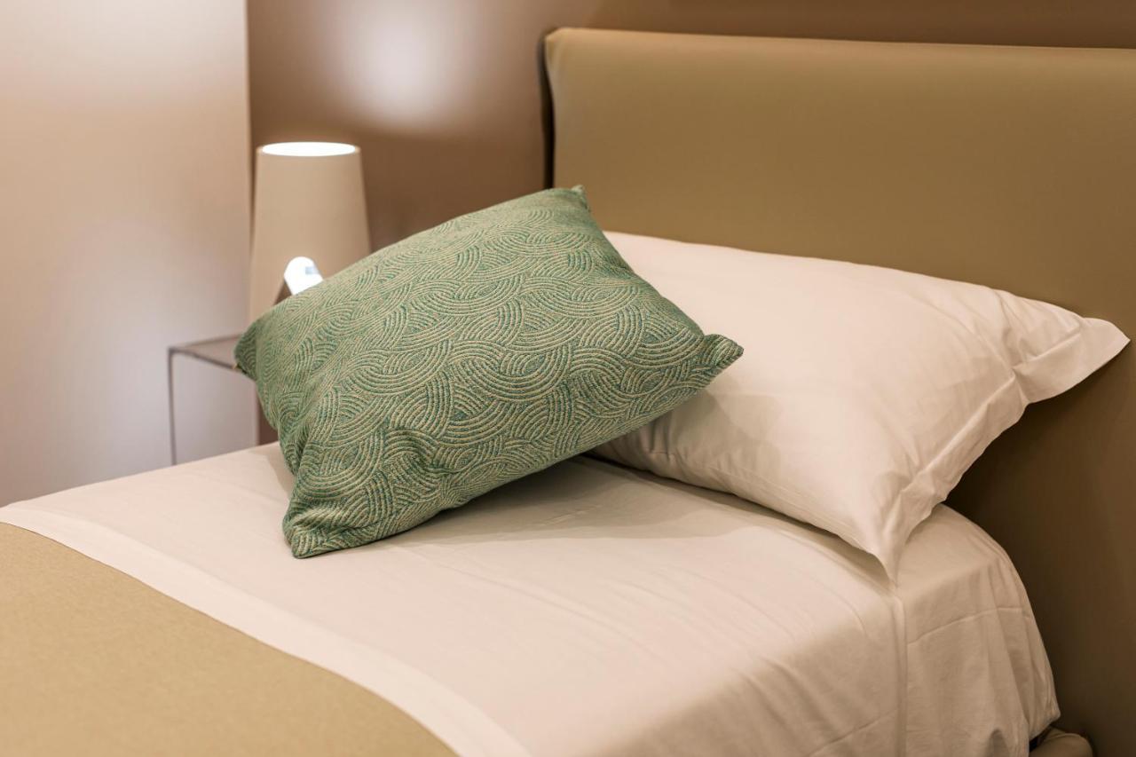 Morpheus Rooms Неаполь Экстерьер фото