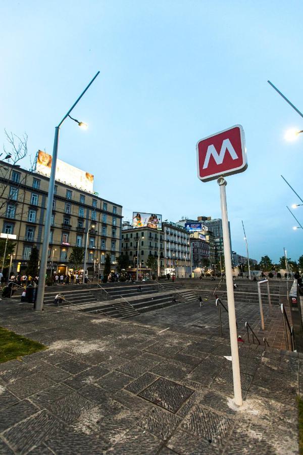 Morpheus Rooms Неаполь Экстерьер фото
